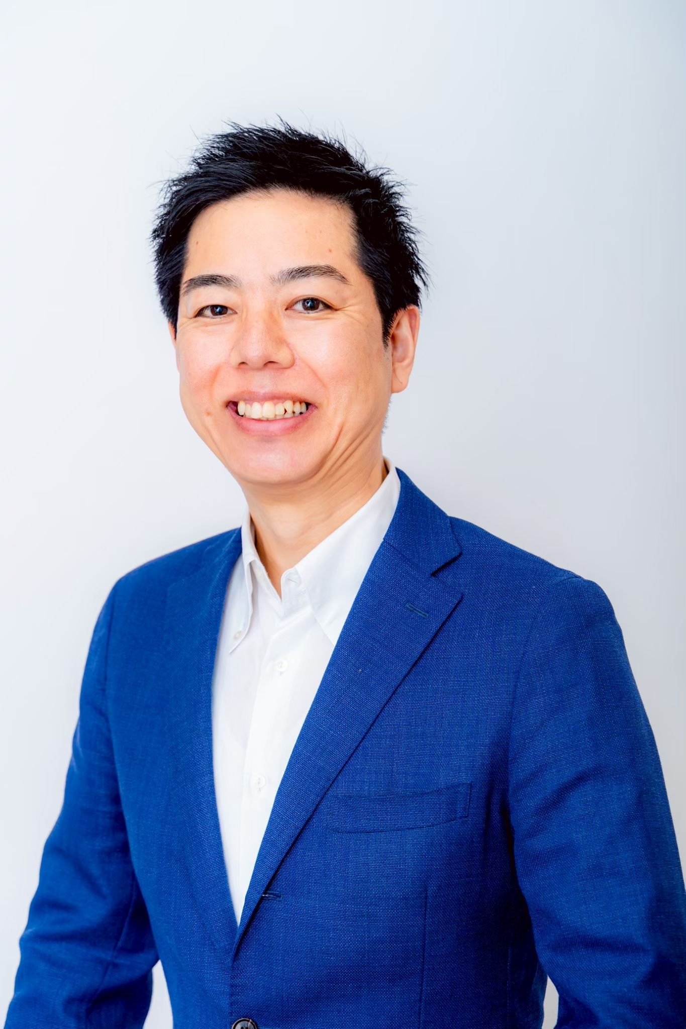 林宣材写真（パンフ・HP共通）